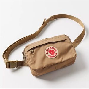 Urban Outfitters Fjallraven Kanken Belt Bag-Khaki